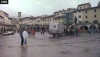 Piazza Matteotti di Greve in Chianti vista in ‘’Bonnie e Clyde all’italiana’’ (www.davinotti.com)