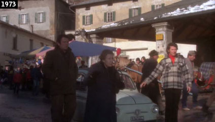 Bormio, Piazza Cavour e il Kuerc come appaiono nel film Una breve vacanza (www.davinotti.com)