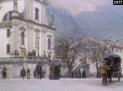 Cison di Valmarino, la chiesa dei Santi Giovanni Battista e Maria Assunta in un fotogramma di “Mogliamante” (www.davinotti.com)