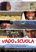 Locandina Vado a scuola - Documentario (2013)